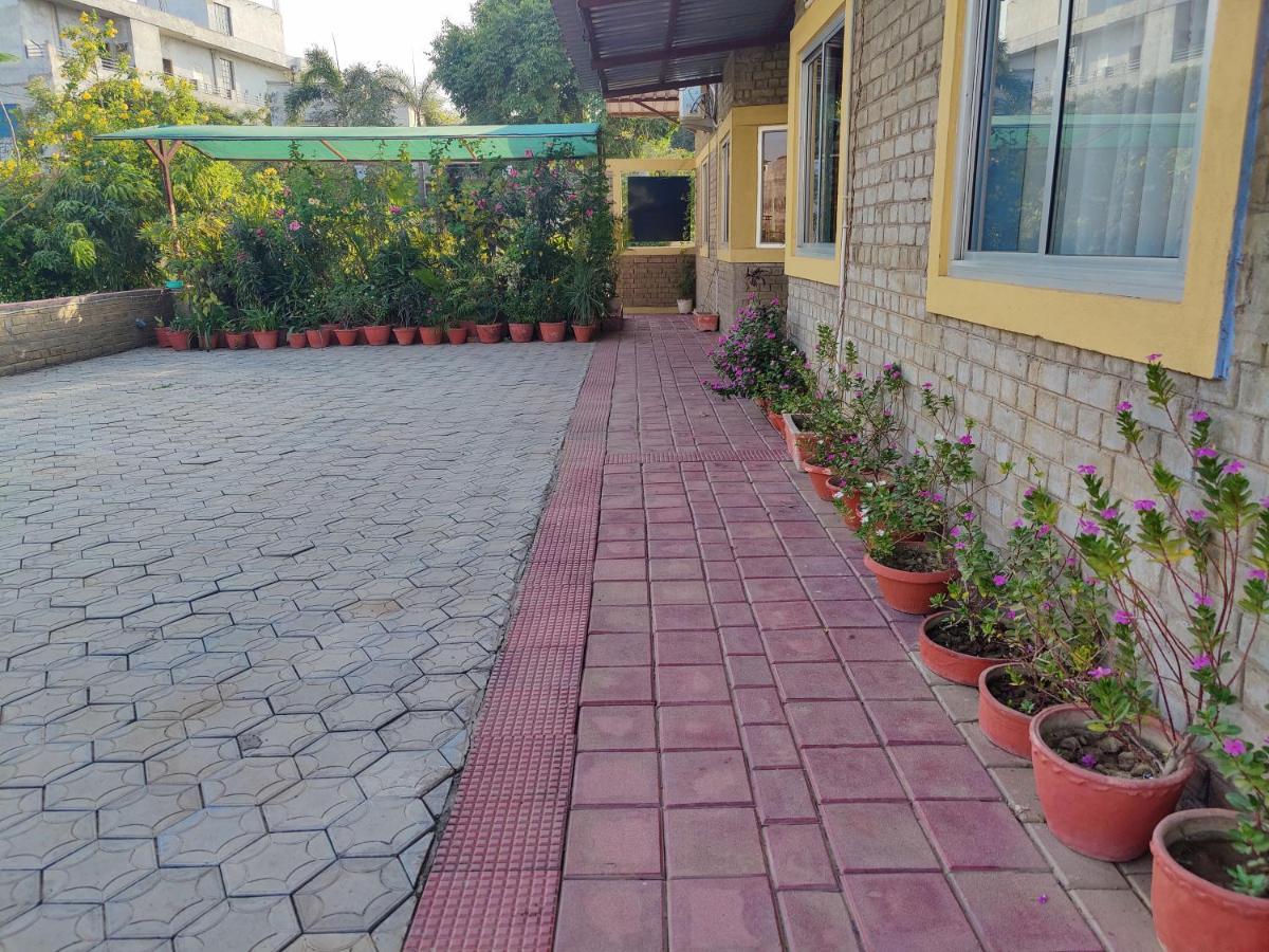 فندق Brick Field فاراناسي المظهر الخارجي الصورة